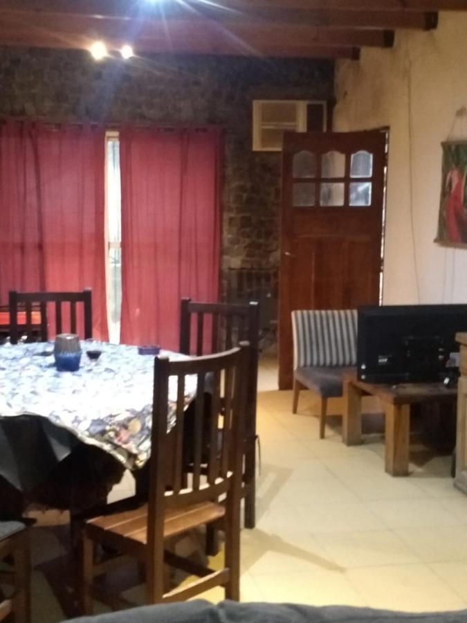 Luis'S House Ezeiza Airport Hotel Monte Grande Bagian luar foto