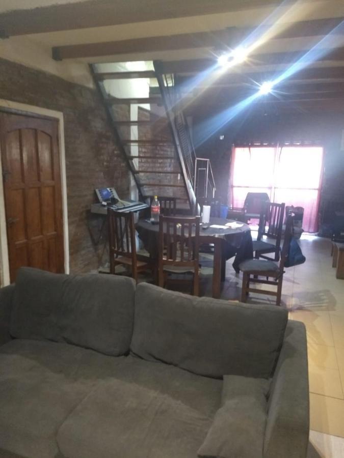 Luis'S House Ezeiza Airport Hotel Monte Grande Bagian luar foto