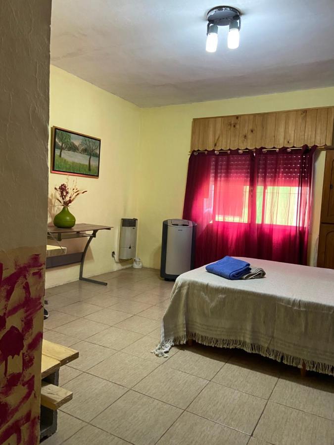Luis'S House Ezeiza Airport Hotel Monte Grande Bagian luar foto